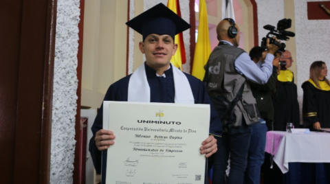 Nuevos egresados convenio UNIMINUTO con el INPEC Nuevos egresados convenio UNIMINUTO con el INPEC